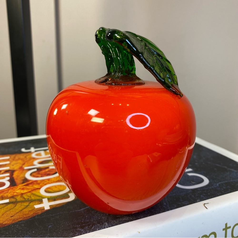 Art Glass Red Apple Hand Blown Fruit Paperweight VTG Kitchen Decor Sculpture